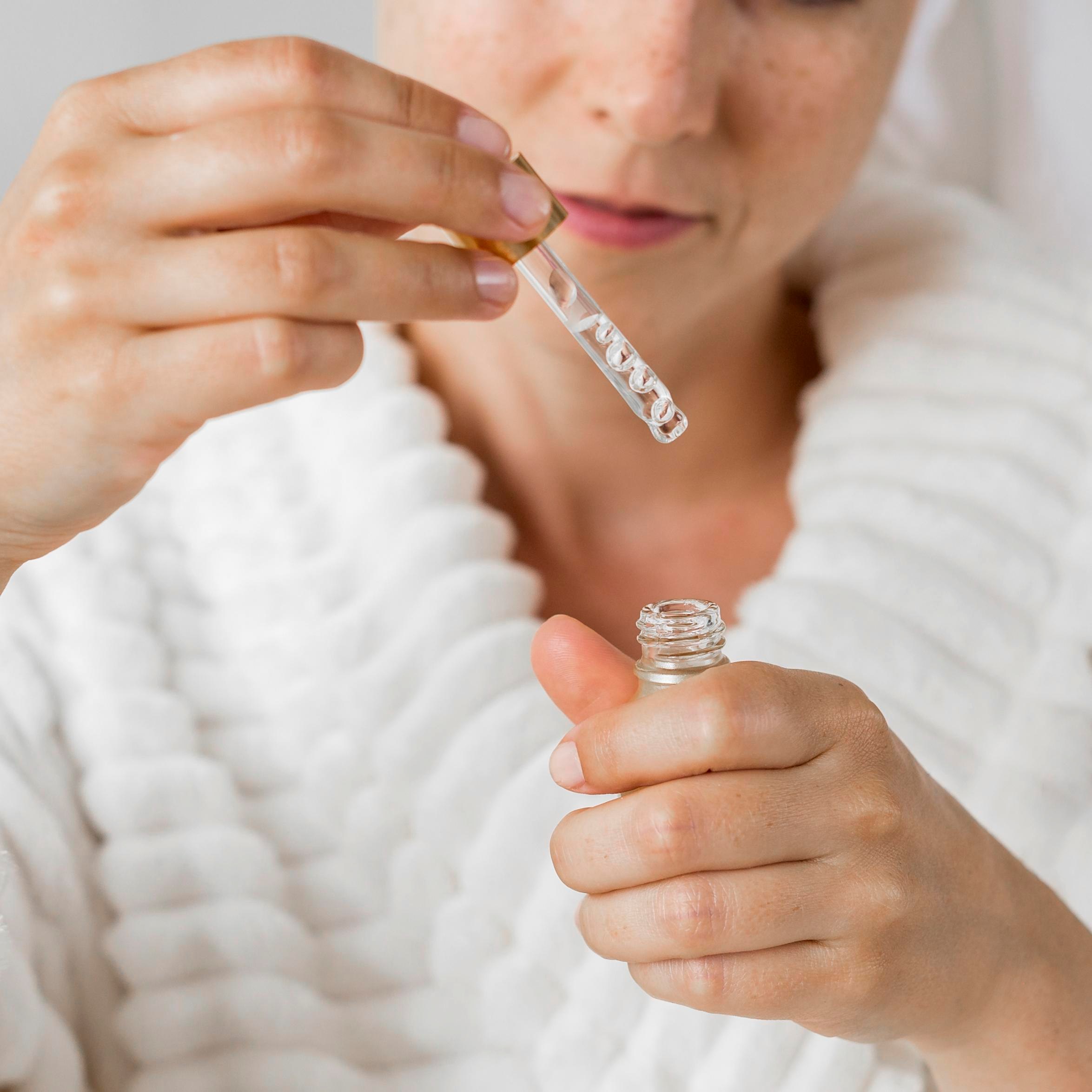Mujer cuidado facial
