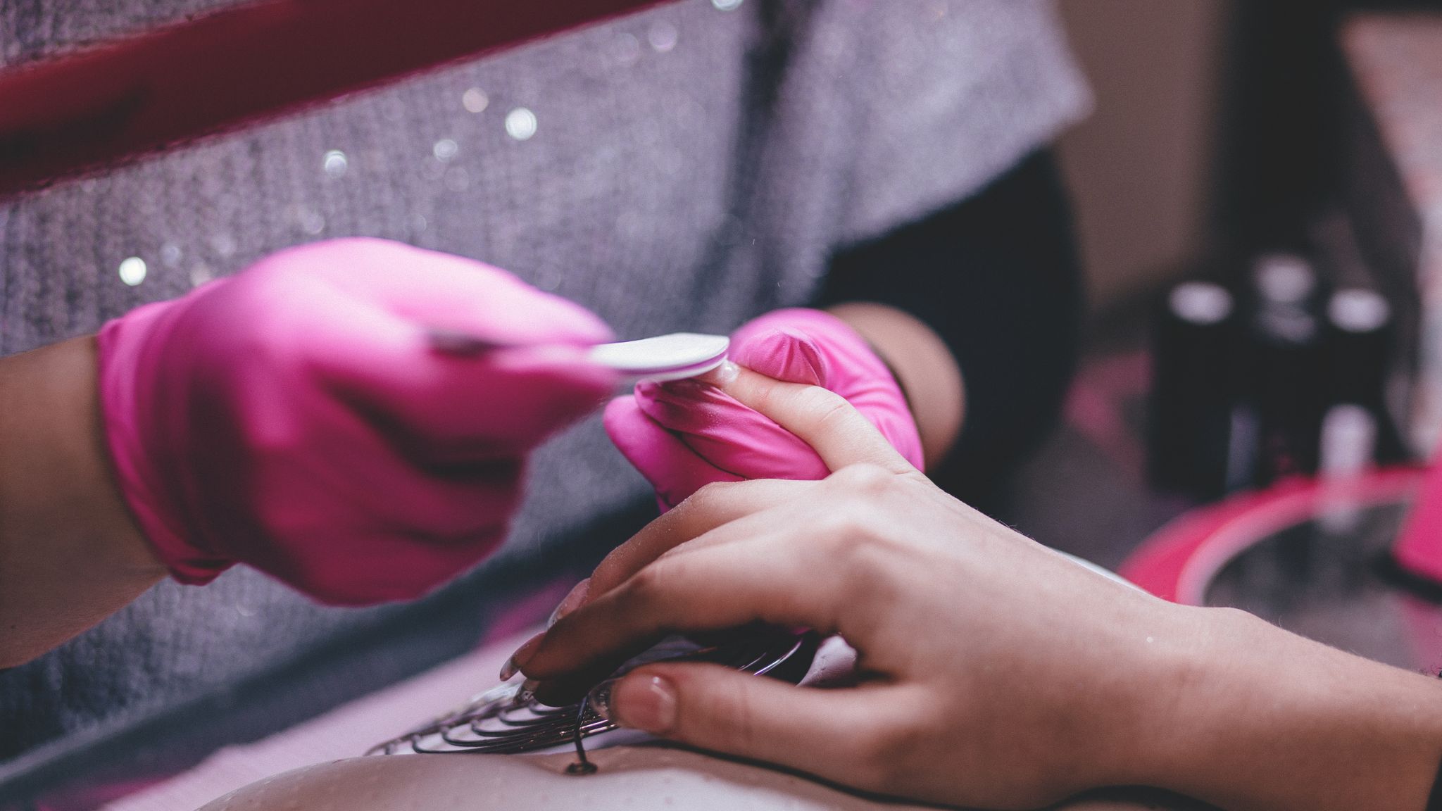 Tendencia uñas aura nail